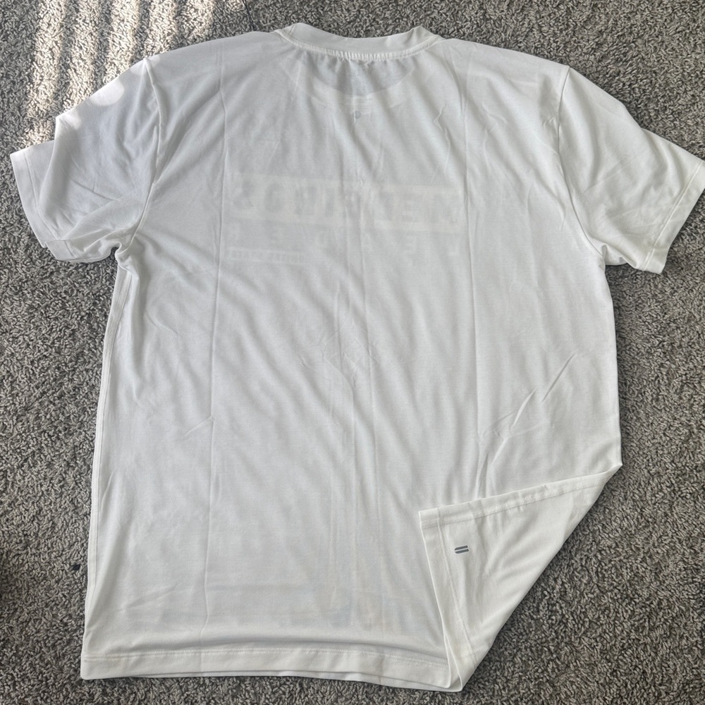 NOBULL White and Red Graphic Men's Tee - Picture 5 of 5